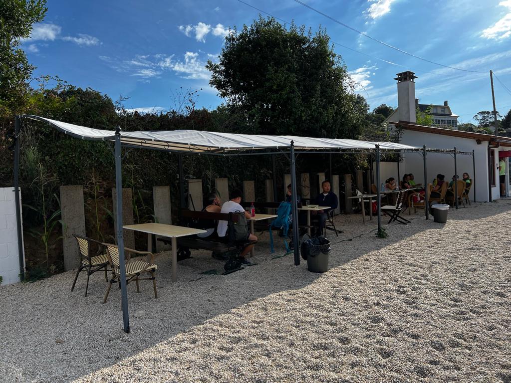 Terraza para tomar el café a gustito.