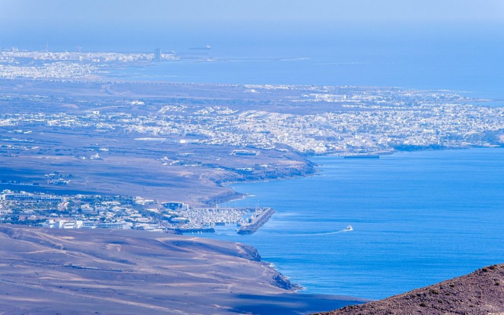 El litoral del centro-este de Lanzarote. Fotografía: Ramón Pérez Niz.