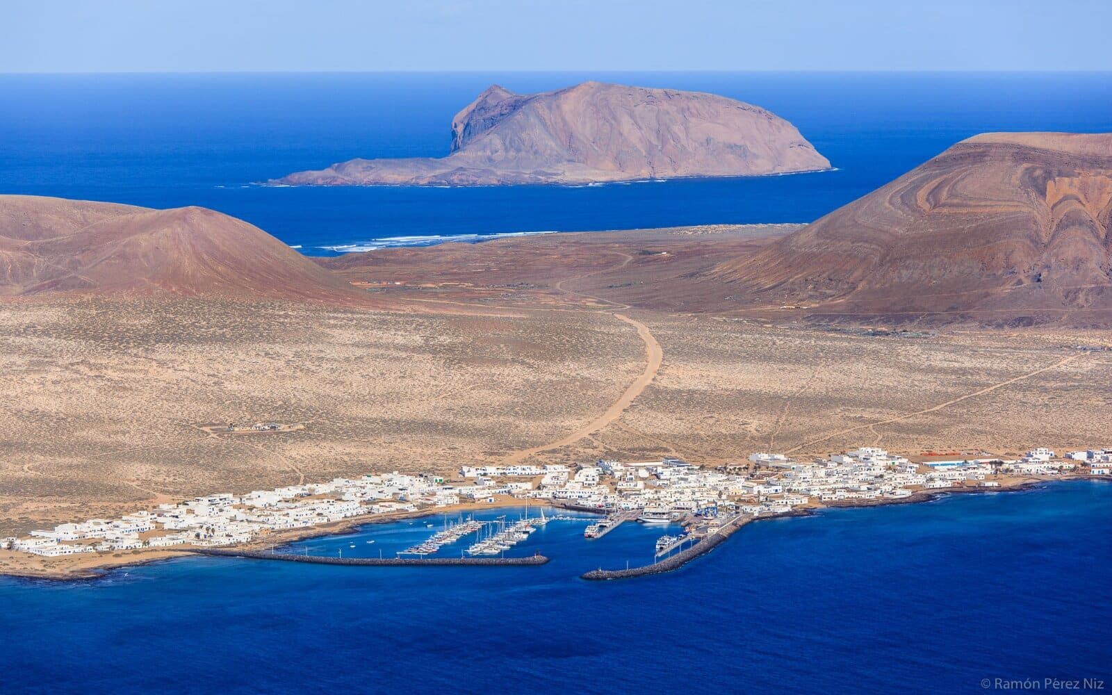 Senderismo en la isla de La Graciosa Los mejores senderos de La Graciosa Fotografía Ramón Pérez Niz