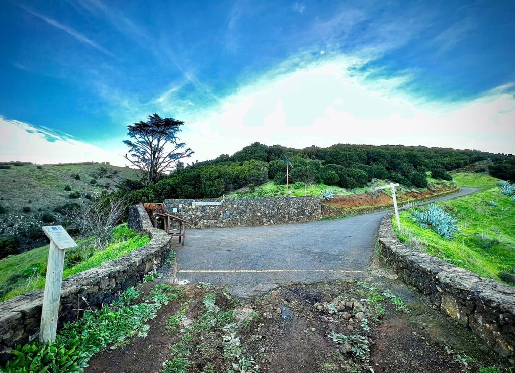 Entorno del Centro de Interpretación del Árbol Garoé, El Hierro.