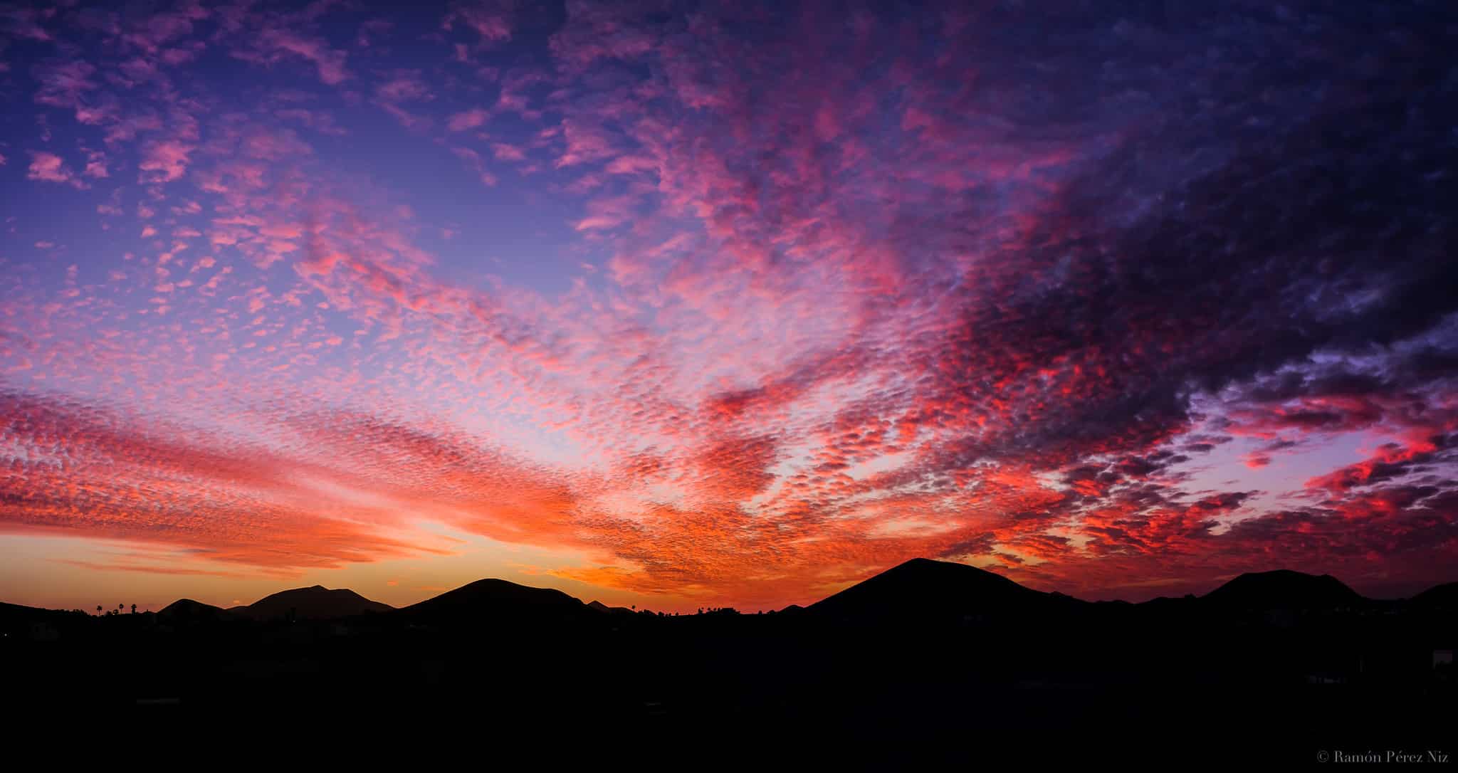 Atardecer en Masdache. Fotografía: Ramón Pérez Niz.