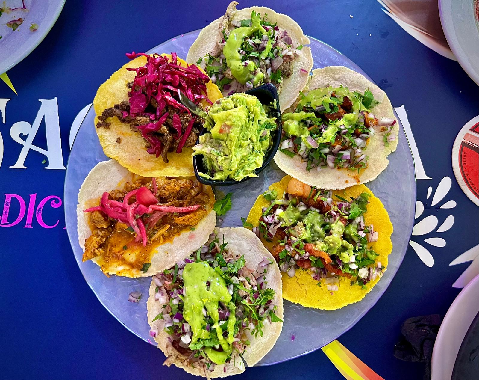 Tacos de la Taquería Dishell de Arrecife. Fotografía: Josechu Pérez Niz.