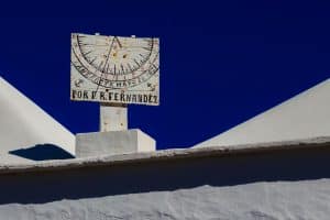 Reloj de Sol de la Iglesia de Tinajo. Fotografía: Ramón Pérez Niz.