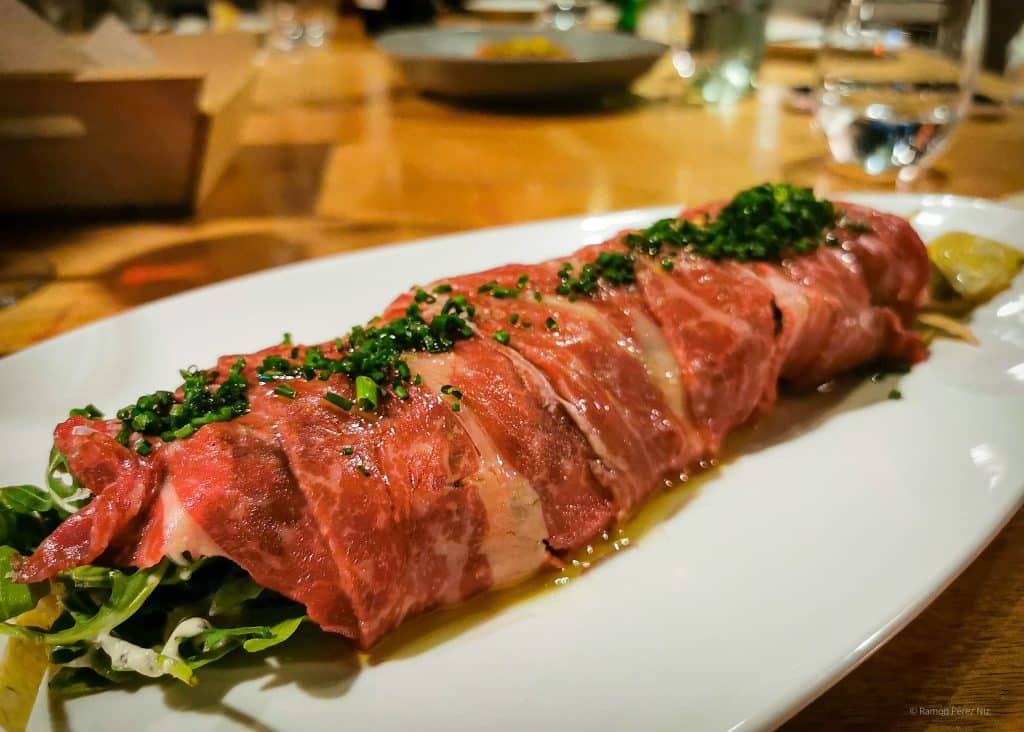 Carpaccio de Wagyu de Citurna. Fotografía: Ramón Pérez Niz.