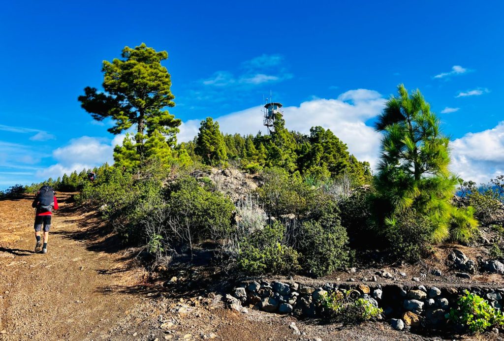 La Torre del Time, kilometro 7,8 de la etapa 1 del GR 131 de La Palma