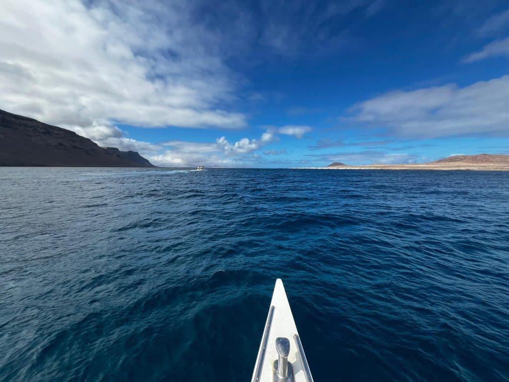 Cruzando El Río. I Love La Graciosa