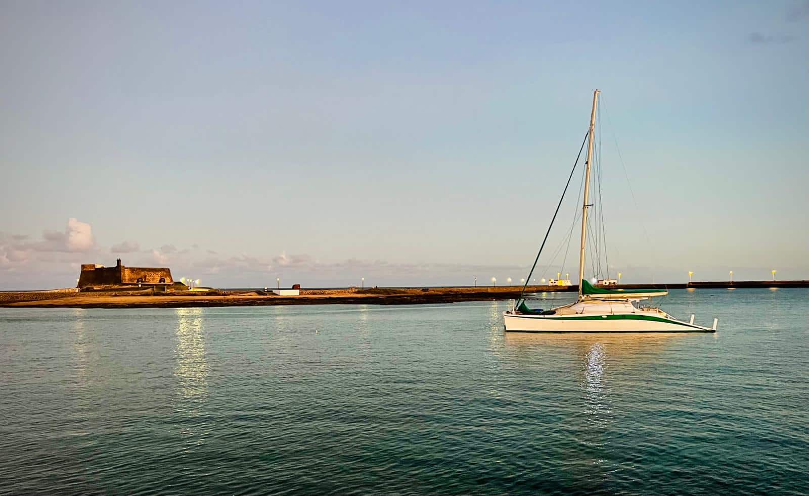 Bahía de Arrecife de Lanzarote. Fotografía: Lanzarote3.com