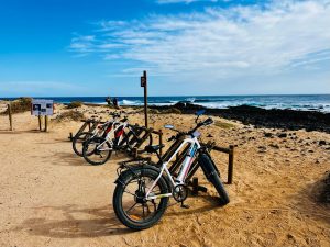 Alquila tu bicicleta en La Graciosa y vive un día único