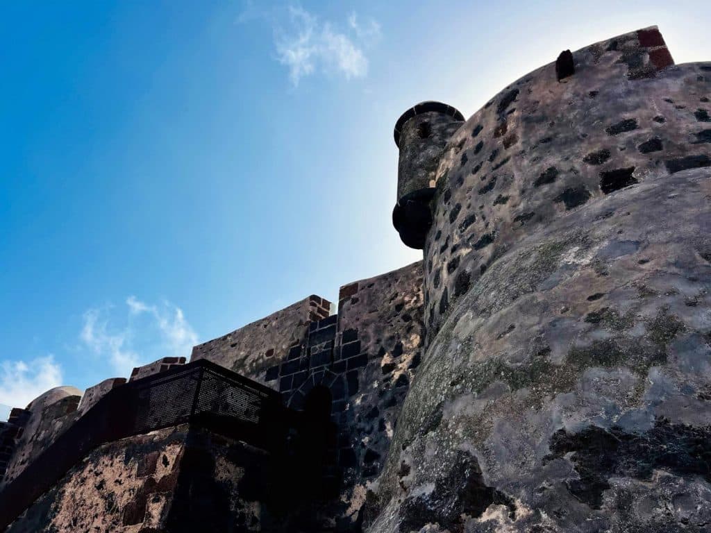 Llegada al Castillo de Santa Bárbara