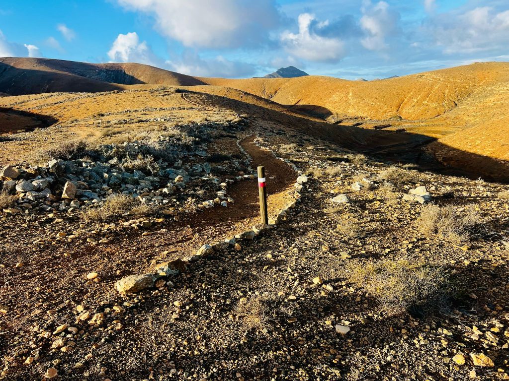 Pájara - La Pared. Inicio de la etapa en el entorno de Pájara. Fotografía: Lanzarote3.com