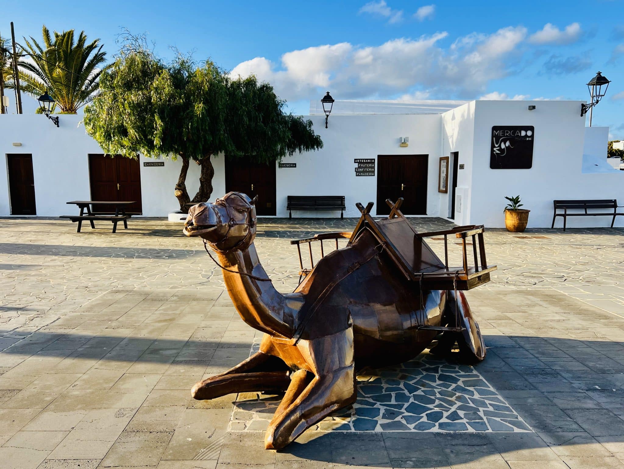 Uga, el pueblo de los camellos de Lanzarote. Fotografía: Lanzarote3.com