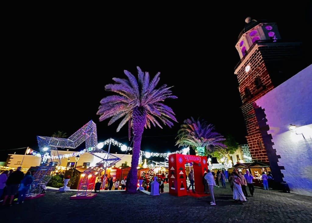 Mercado de Navidad de Teguise 2025: casetas, food trucks, tren navideño y Casa de Papá Noel