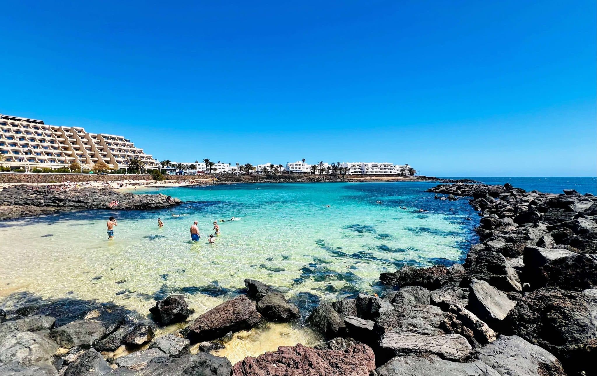 Playa de El Jablillo de Costa Teguise. Fotografía: Lanzarote3.com